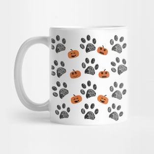 Doodle black paw prints with funny pumpkins Mug
